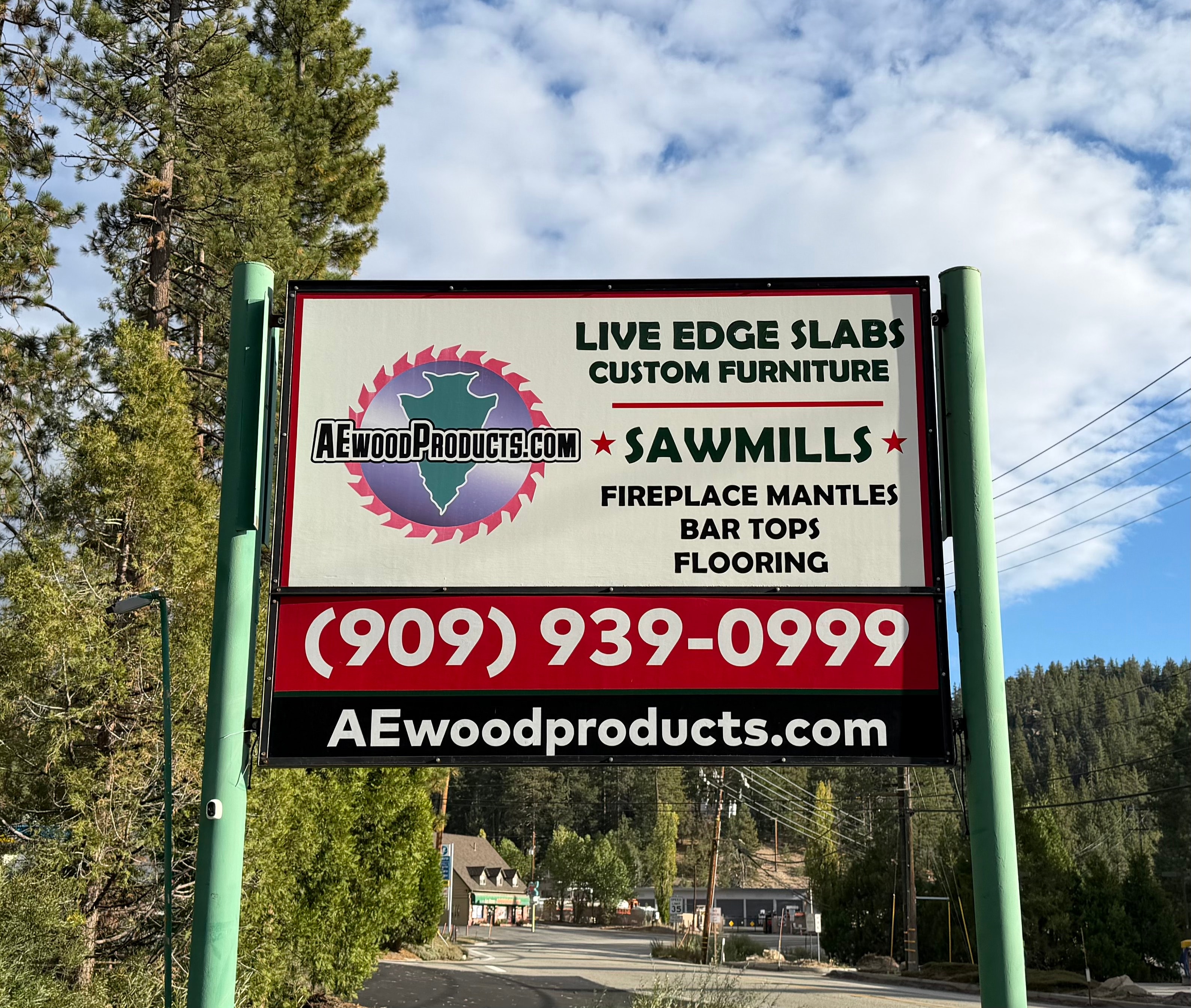 Live-Edge Slabs